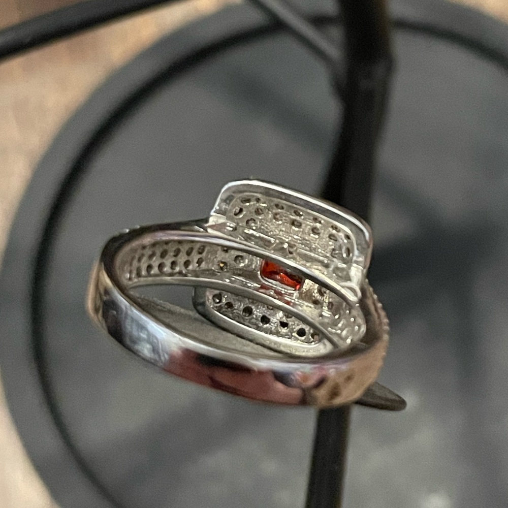 Square-Shaped Ruby Ring - image 2